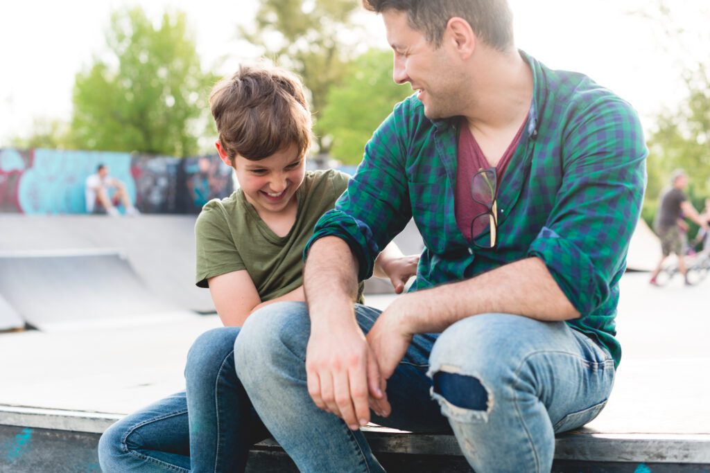 De KIES voor jezelf training is er voor kinderen van 7 tot 12 jaar die te maken hebben met een scheiding. KIES is een spel en praatgroep voor kinderen die te maken krijgen met een scheiding. In de groep kan een kind zijn verhaal doen, vragen stellen en antwoorden en oplossingen vinden.