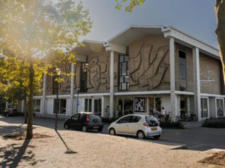 Son en Breugel gemeentehuis
